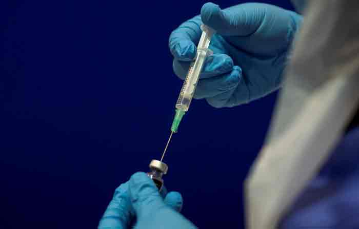 Imagen referencial. El lunes 31 de mayo del 2021 arrancará el nuevo Plan de Vacunación contra covid-19 en Ecuador. Foto: REUTERS