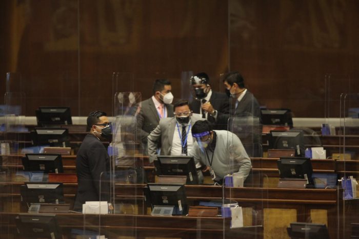 Los legisladores llegaron al Pleno de la Asamblea Nacional, en donde serán posesionados este 14 de mayo del 2021. Foto: Julio Estrella/ EL COMERCIO