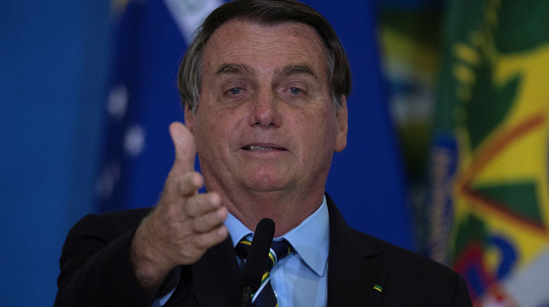 El presidente de Brasil, Jair Bolsonaro, confirmó que asistirá a la posesión presidencial de Guillermo Lasso en Ecuador, el próximo 24 de mayo del 2021. Foto: EFE