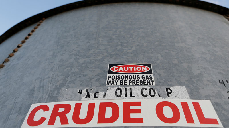 1 millón de barriles diarios de petróleo sería el déficit que se registra en el mundo, según un cálculo del gobierno de Rusia. Foto: Reuters