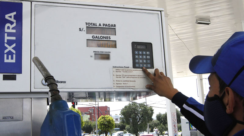 Desde el 12 de mayo del 2021 rigen nuevos precios para los combustibles en Ecuador. Foto: Archivo/ EL COMERCIO