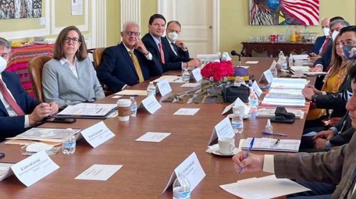 Cita entre representantes del Gobierno de Ecuador y del área de comercio de Estados Unidos, la semana pasada. Foto: Cortesía