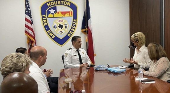 La alcaldesa de Guayaquil, Cynthia Viteri, se reunió con distintas autoridades de Houston, en Estados Unidos. Foto: Twitter Sylvester Turner