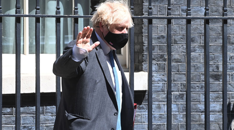 El Ejecutivo de Boris Johnson "ha hecho muy poco" para cumplir su meta de reducir las emisiones nocivas de carbono en un 68 % para 2030 y un 78 % en 2035, a fin de conseguir un "cero neto" en 2050, señala el informe. Foto: EFE