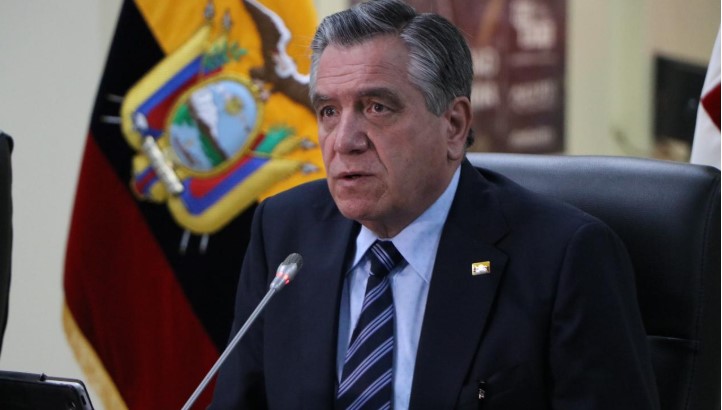 El ministro de Trabajo, Patricio Donoso, habló del próximo retorno a las actividades laborales de forma presencial en Ecuador. Foto: Cortesía ECU 911