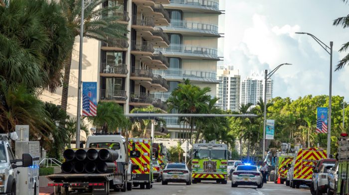 Hasta este 29 de junio del 2021 se había logrado rescatar los cuerpos de 11 personas, tras el derrumbe del edificio en Miami. Foto: EFE
