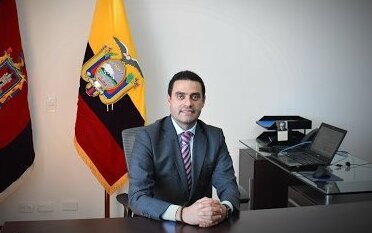 Santiago Martín Enríquez Castro viene de ocupar el cargo de Procurador Metropolitano. Foto: Twitter @PrimeraPlanaEcu