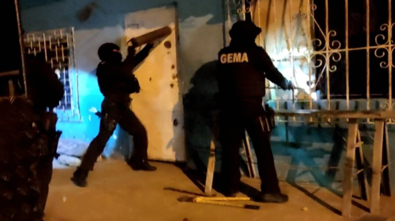 En Guayaquil se reportan 246 muertes violentas de enero a mayo de este año. En el mismo periodo de tiempo, pero en el 2020 se contabilizaron 119 crímenes. Foto: EL COMERCIO