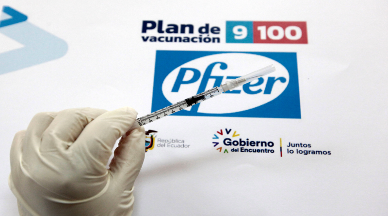 Ximena Garzón se refirió al abastecimiento de las segundas dosis de la firma estadounidense Pfizer y su socio alemán BioNtech. Foto: Patricio Terán / EL COMERCIO