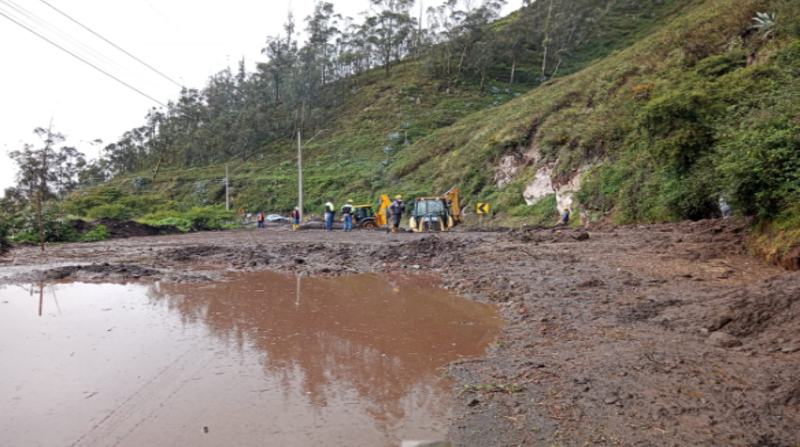 El personal de la Policía Nacional realizará el control en la zona para evitar posibles accidentes. Foto: Cortesía MTOP Tungurahua