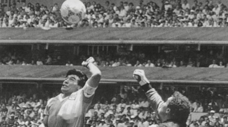 Diego Armando Maradona convirtió dos goles a Inglaterra el 22 de junio de 1986. Foto: Archivo
