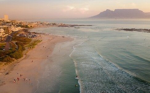 En imagen Table Mountain, ubicada en Ciudad del Cabo, Sudáfrica. Foto: Pixabay