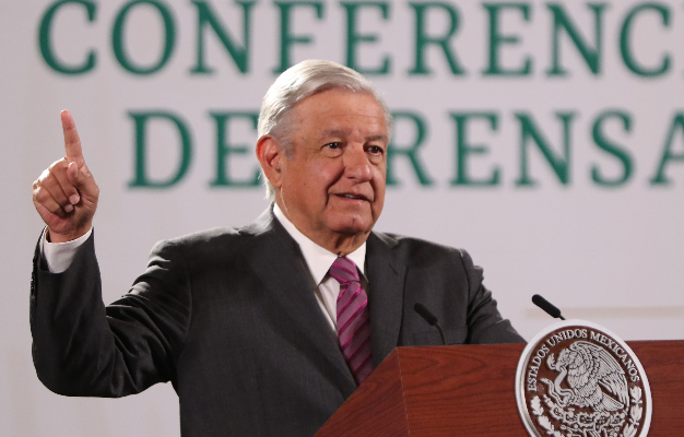 El presidente mexicano López Obrador dijo este jueves que el caso de los 43 de Ayotzinapa "se considera un asunto de Estado". Foto: EFE