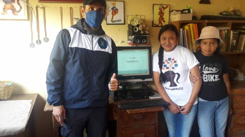 Una iniciativa conecta a niños de Urcuquí con la tecnología