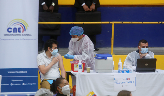 El lunes 31 de mayo del 2021 inició oficialmente el Plan de Vacunación 9/100. Foto: Diego Pallero / EL COMERCIO