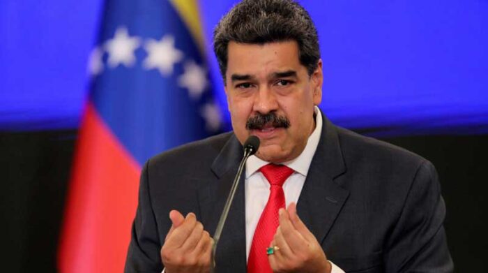 Maduro exige que se levanten las sanciones internacionales antes de sentarse a dialogar. Foto: REUTERS
