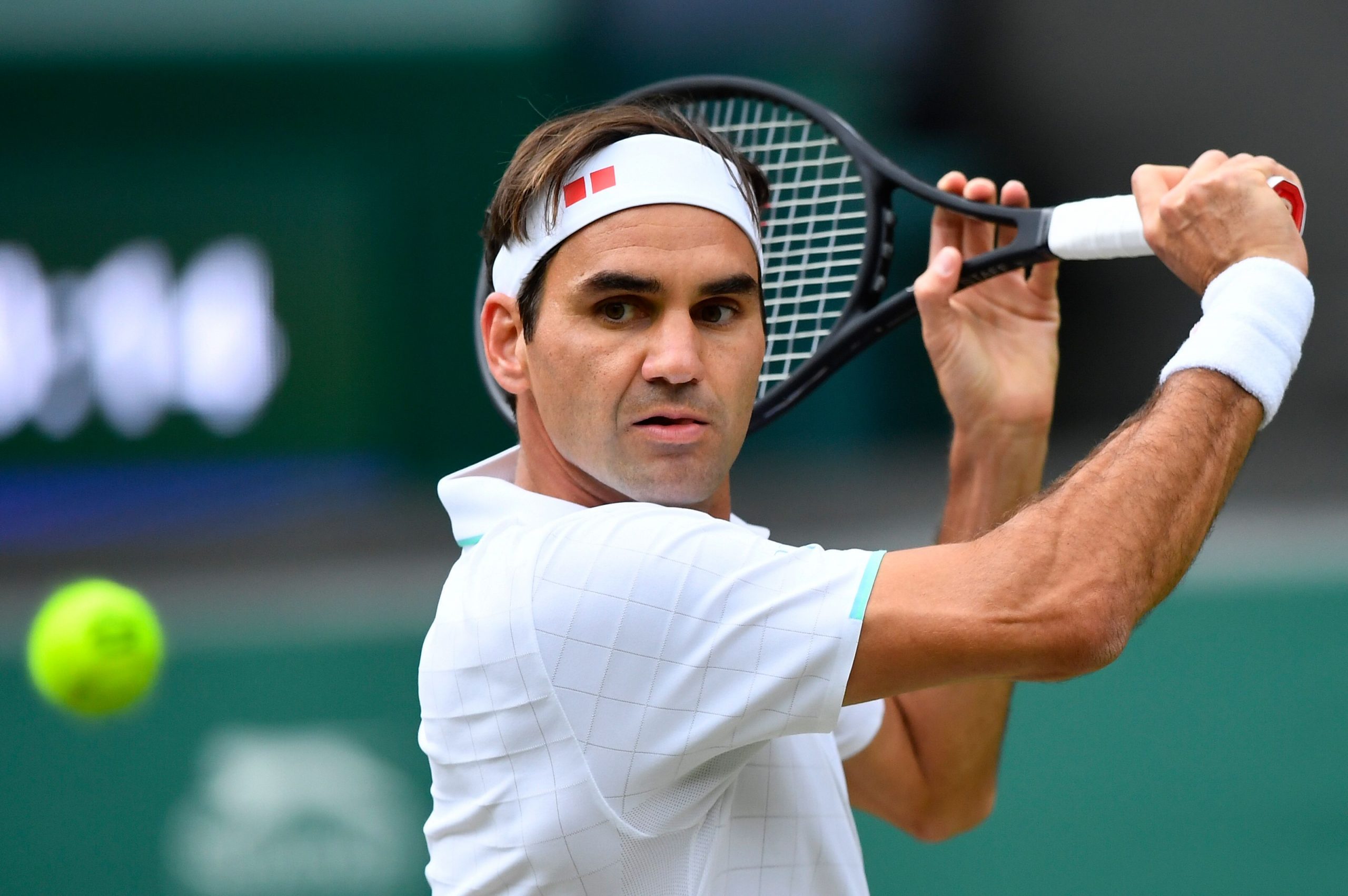 El suizo Roger Federer durante su partido de tercera ronda de Wimbledon contra Cameron Norrie, en Wimbledon. Foto: EFE