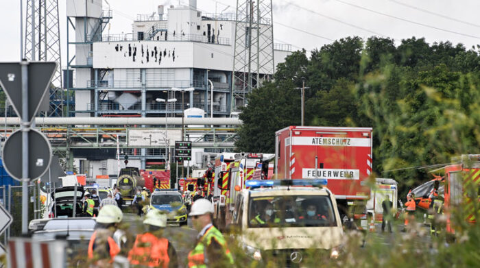 Además de los heridos, las autoridades buscan a cinco personas desaparecidas en la zona industrial química de Leverkusen, en Alemania. Foto: EFE
