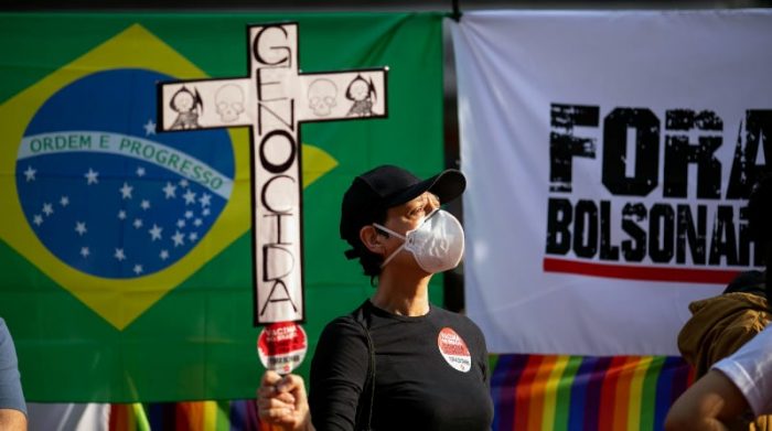 Una manifestante participa en una protesta contra el presidente de Brasil, Jair Bolsonaro, en Sao Paulo, Brasil, este 3 de julio de 2021. Foto: Reuters