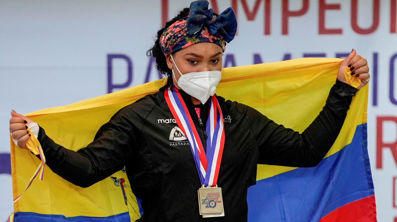 La pesista ecuatoriana Neisi Dajomes no estará en la ceremonia de inauguración de los Juegos Olímpicos de Tokio. Foto: EFE