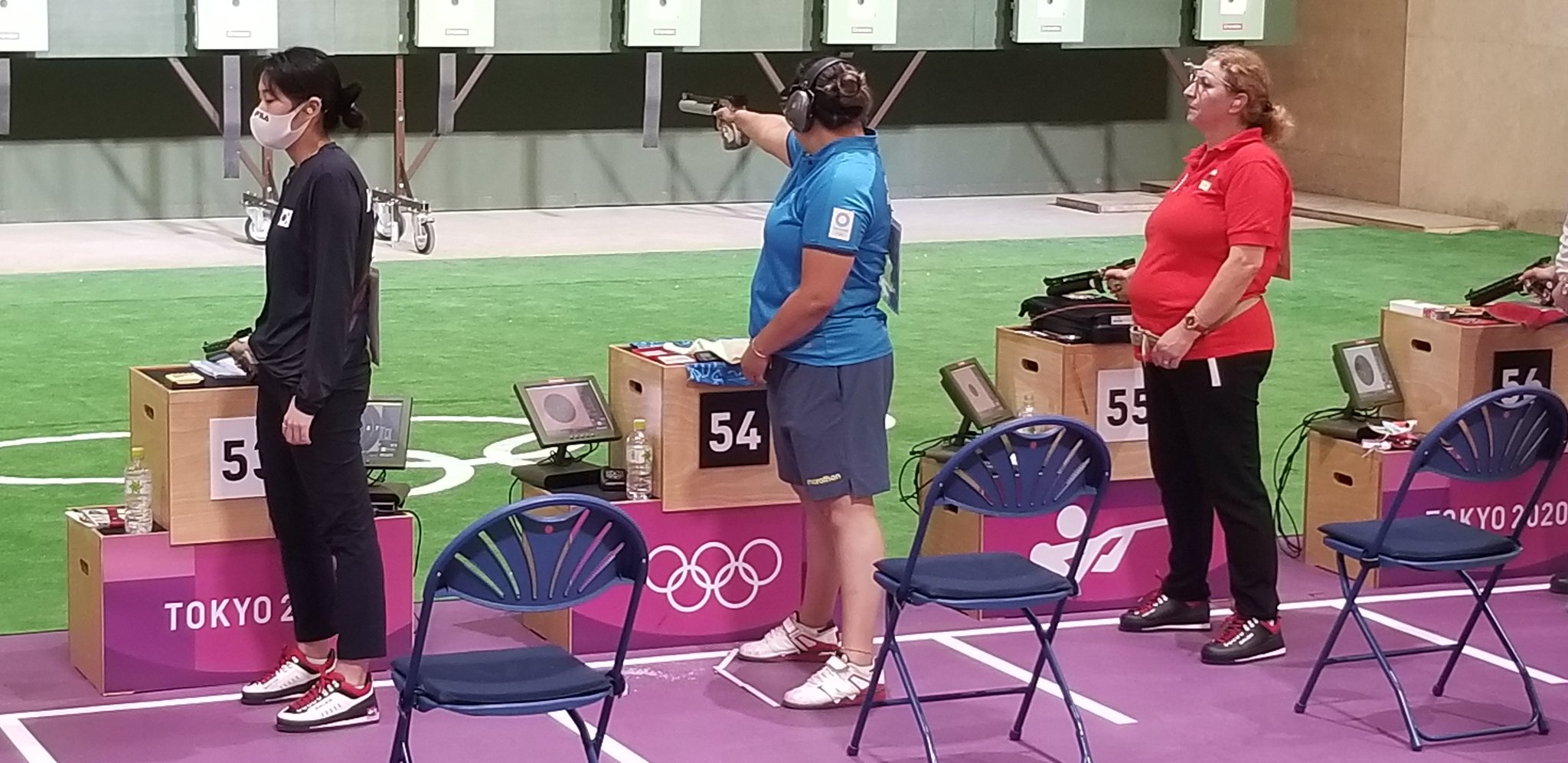 Diana Durango durante su participación en la prueba de tiro deportivo, en la modalidad de pistola de aire, 10 metros. Foto: Comité Olímpico Ecuatoriano