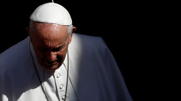 El papa Francisco modificó la celebración de las misas en latín. Foto: Reuters