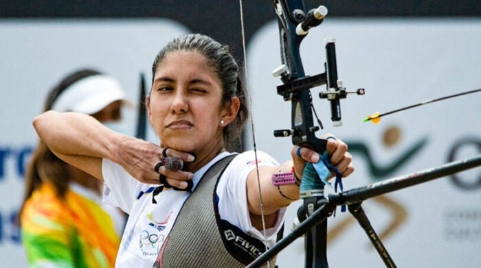 Adriana Espinoza de los Monteros competirá el 22 de julio del 2021. Fotos: cortesía Comité Olímpico Ecuatoriano y Ministerio del Deporte