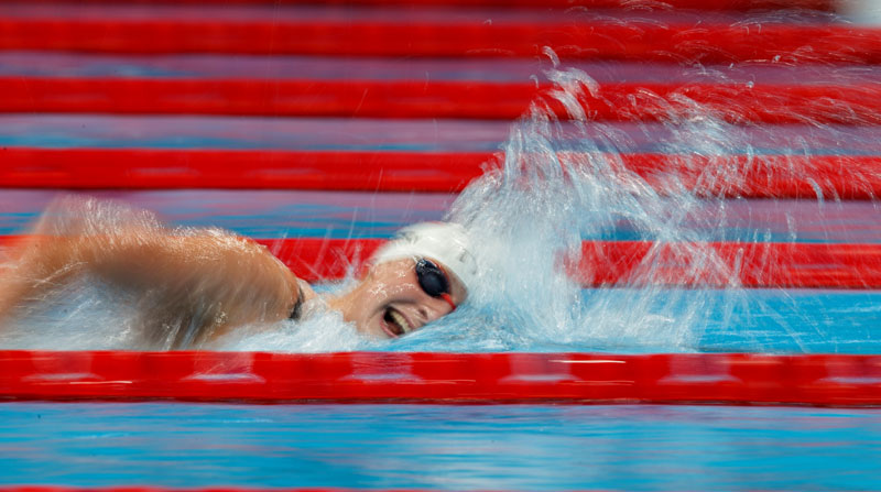 la nadadora Katie Ledecky durante los 1500 metros de Tokio 2020. Foto: EFE