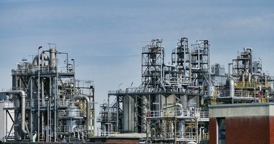 Imagen referencial. Los miembros de la OPEP acordaron aumentar la producción de petróleo, que había disminuido por la baja demanda registrada en la pandemia. Foto: Pixabay