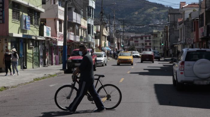 Las reglas para movilizarse en Quito durante el fin de semana se ajustaron, con los cambios al Hoy no circula que se aplican desde el 1 de junio. Foto: Galo Paguay/ EL COMERCIO