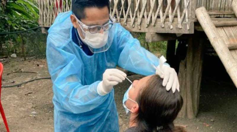 Este 13 de agosto del 2021 las brigadas médicas del Ministerio de Salud recorrieron la zona rural para colocar vacunas contra covid-19 y pruebas de antígenos para personas con síntomas respiratorios. Foto: Cortesía Coordinación Zonal 4 de Salud