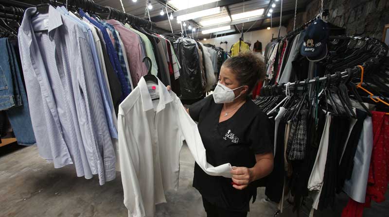 The Walk-IN-Closet, un negocio dirigido por Ana María Santa Cruz, se ubica en Pifo. Foto: Julio Estrella / EL COMERCIO