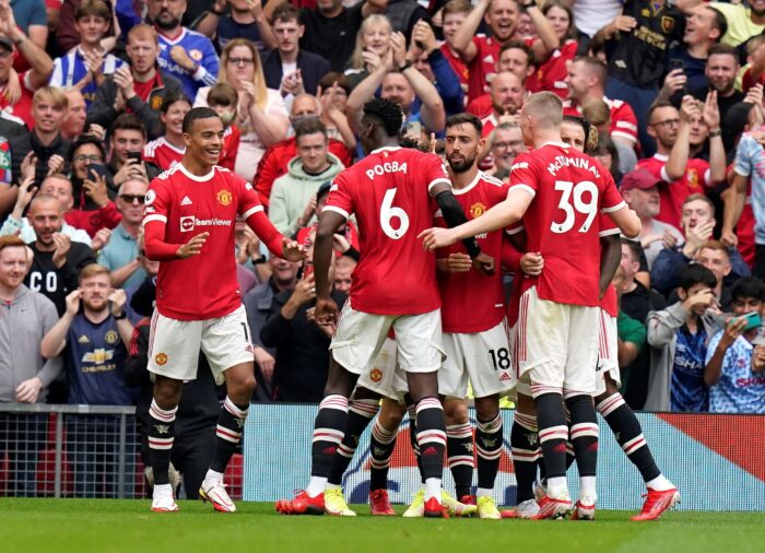 Los jugadores del Manchester United celebran su triunfo en el inicio de la Premier League. Foto: archivo / EFE
