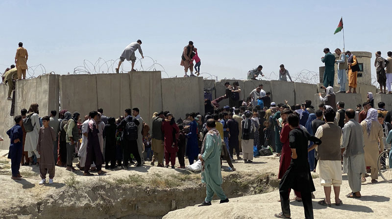 Debido a la crisis en Afganistán, por la toma de talibanes, países de Europa han decidido detener las deportaciones de ciudadanos de ese país. Foto: EFE