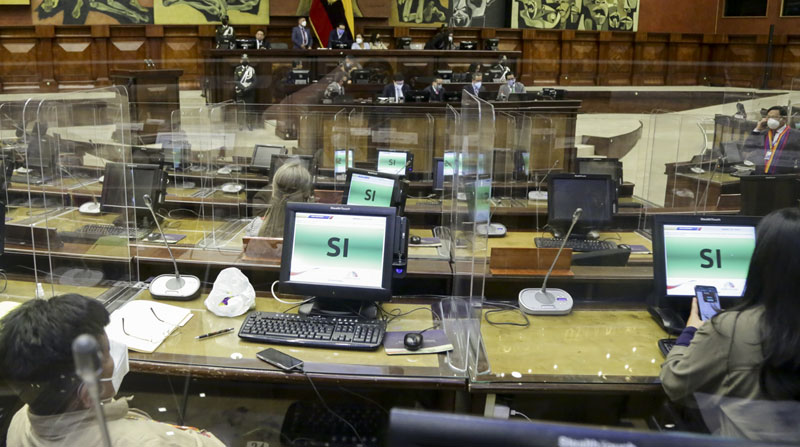 Un legislador de Pachakutik solicitó a la Fiscalía investigar los celulares de los asambleístas para determinar si están intervenidos. Foto: Flickr Asamblea Nacional