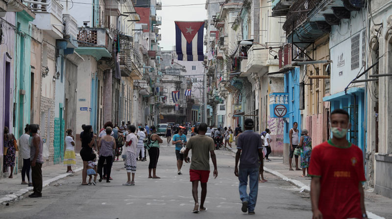Cuba anunció que vacunará a su población con una dosis de fabricación extranjera más el fármaco creado en la isla contra el covid-19. Foto: Reuters