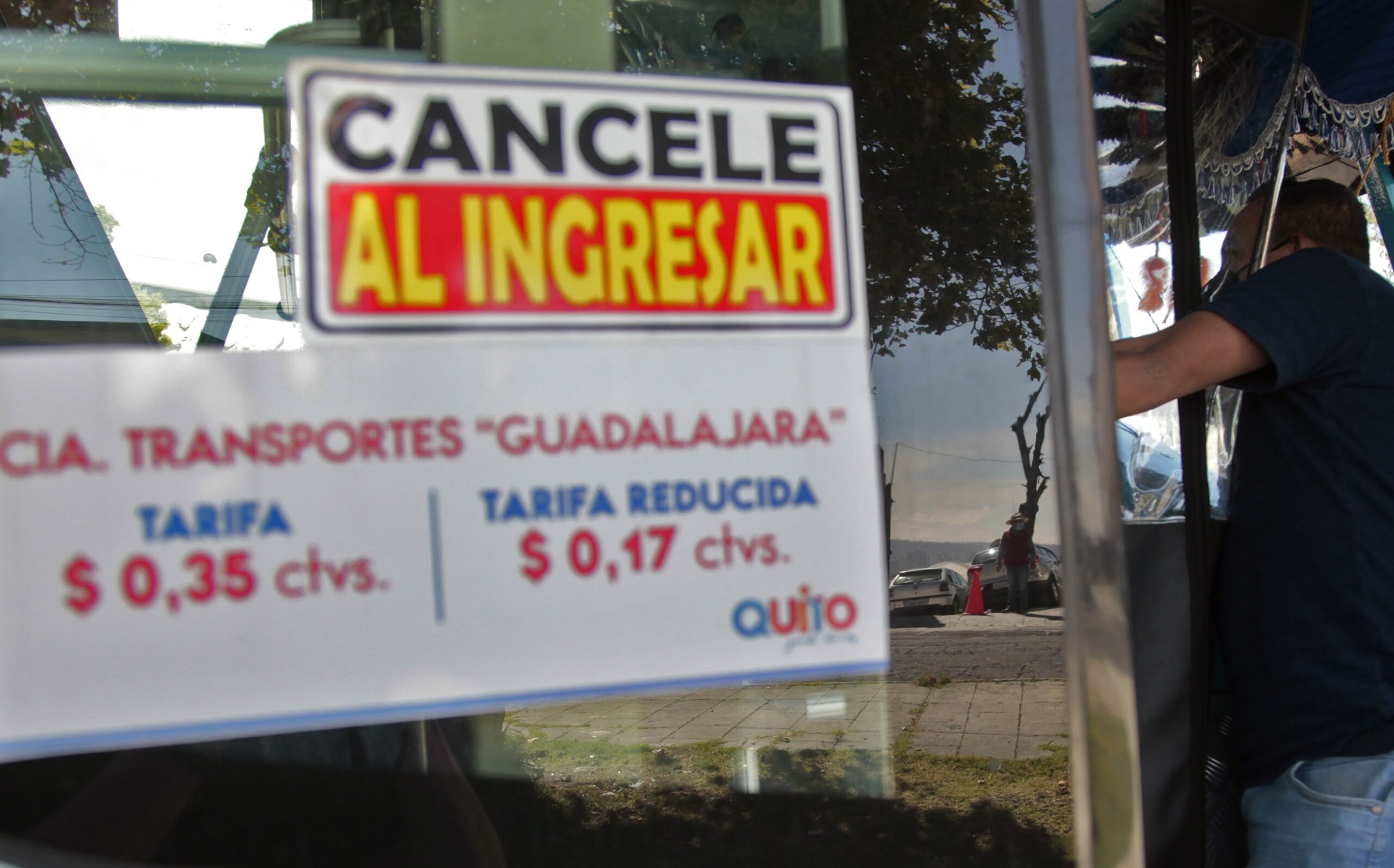 Concejales de Quito ponen en duda el concurso de rutas de buses