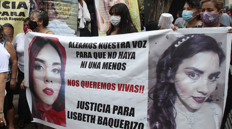 Los familiares de Lisbeth Baquerizo han realizado plantones para exigir justicia frente al caso de femicidio del que fue víctima la joven de 30 años. Foto: ARCHIVO EL COMERCIO