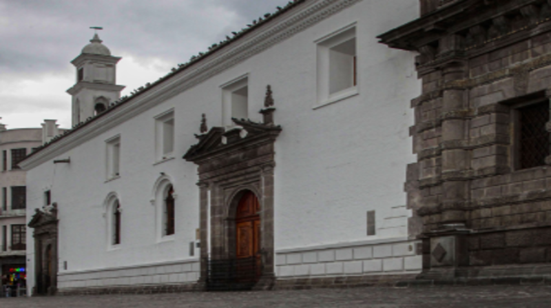 En la foto se ve la capilla de San Carlos ubicada en el Centro Histórico de Quito. Foto: Patricio Terán / EL COMERCIO