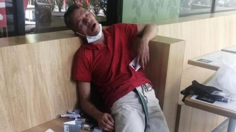El hombre fue capturado por la Policía mientras estaba dormido. Foto: Denuncias Antoquia