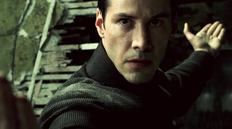 El actor Keanu Reeves interpretando a Neo en The Matrix Revolutions, la tercera película de la saga. Foto: Warner Bros. / Europa Press