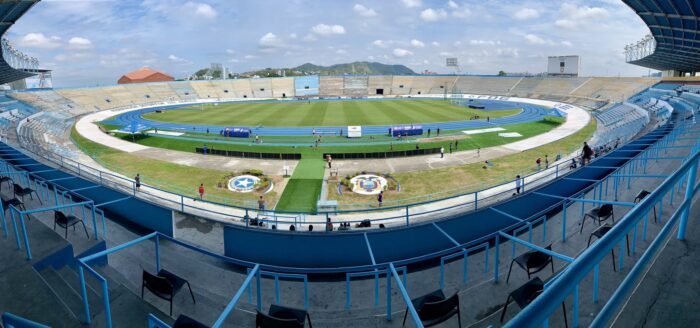 El estadio Alberto Sepencer sería el escenario principal, para la candidatura de Guayaquil. Foto: Fedeguayas