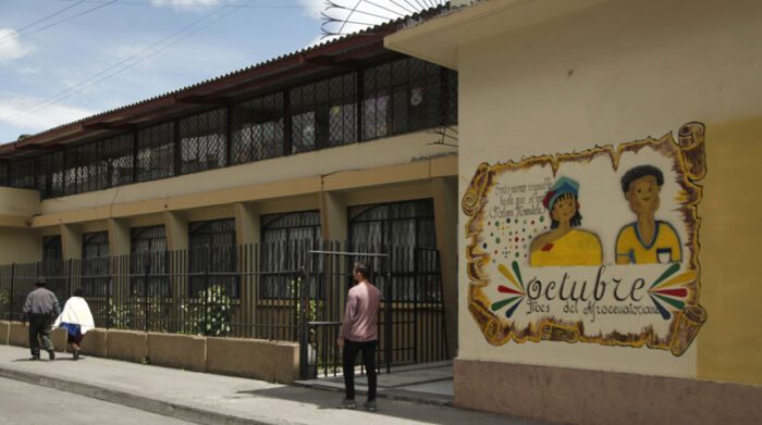 En la provincia de Tungurahua al menos 45 instituciones educativas se adhirieron al plan de retorno voluntario para el inicio del nuevo año escolar. Foto: Glenda Giacometti/ EL COMERCIO