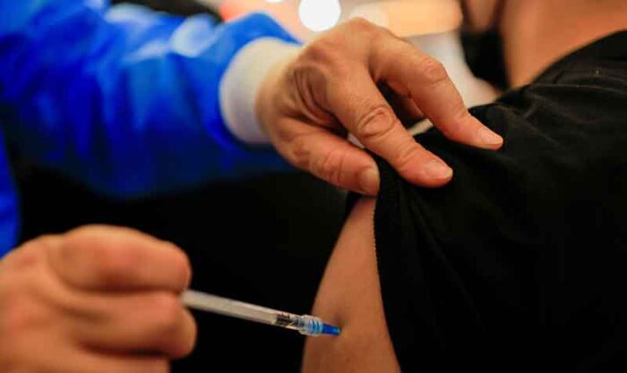 Imagen referencial. El 61,4 % de los 213 millones de brasileños ya recibió la primera dosis y el 29,2 % recibió las dos dosis o la vacuna de dosis única. Foto: Reuters