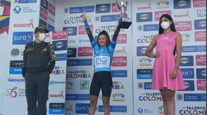 Lilibeth Chacón (Merquimia Proyect) ganó la quinta etapa de la Vuelta a Colombia. Foto: Twitter @VueltaFemenina