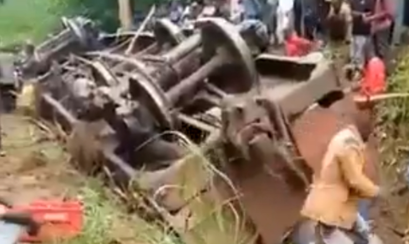 El accidente ocurrió en la vía férrea que une la localidad de Kisangani y el territorio de Ubundu, en la provincia de Tshopo. Foto: Captura