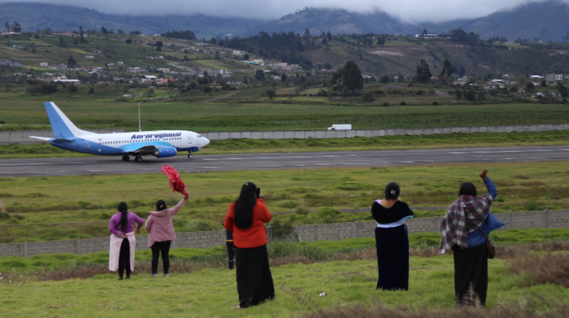 Según los registros de la Dirección General de Aviación Civil, la última salida de aviones con pasajeros al país azteca se registró el 5 de junio. Foto: Archivo / EL COMERCIO