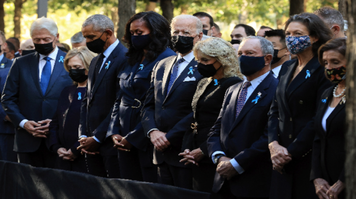 El presidente Joe Biden y los exmandatarios ,Barack Obama y Bill Clinton, asistieron al evento de conmemoración. Foto: EFE