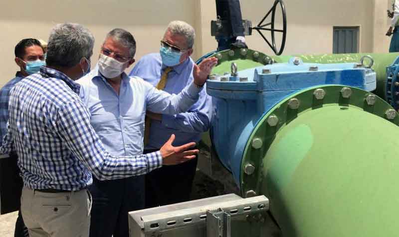 El equipo de auditores realizó un recorrido por las instalaciones operativas de la Empresa de Agua Potable de Esmeraldas. Foto: cortesía Contraloría
