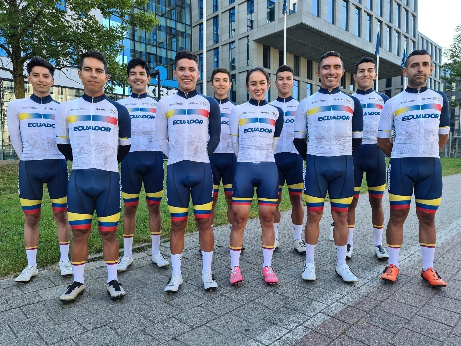 La selección de ciclismo ecuatoriana que participa en el Mundial de Ciclismo. Foto: FedeCiclismo